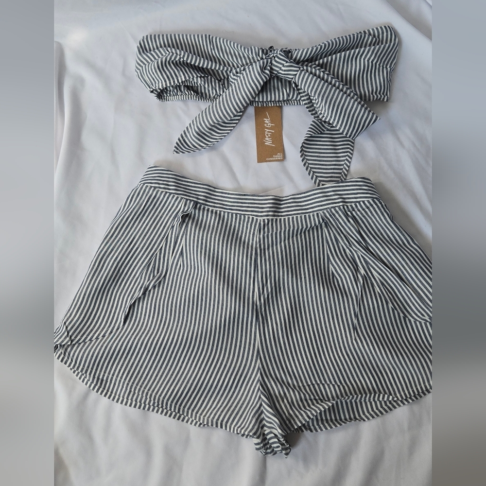 3/$25! NWT Nasty Gal Stripe Tie Bandeau & Short Set Size 4 - Picture 3 of 11
